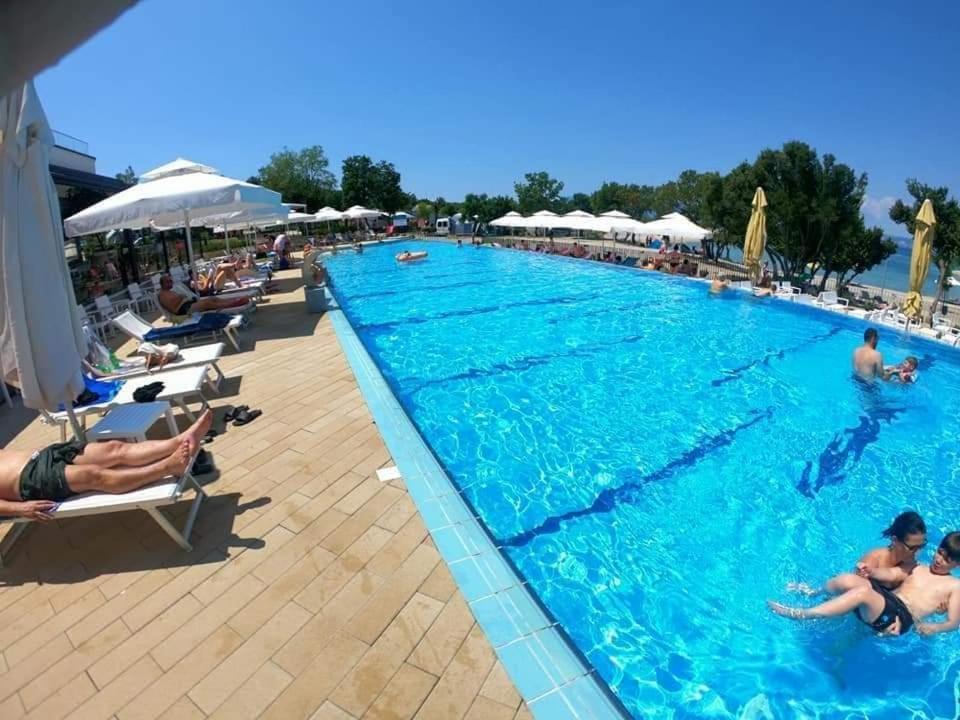 Apartmani Omisalj Omišalj Exterior foto